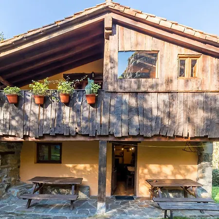 Country house La Hirriria